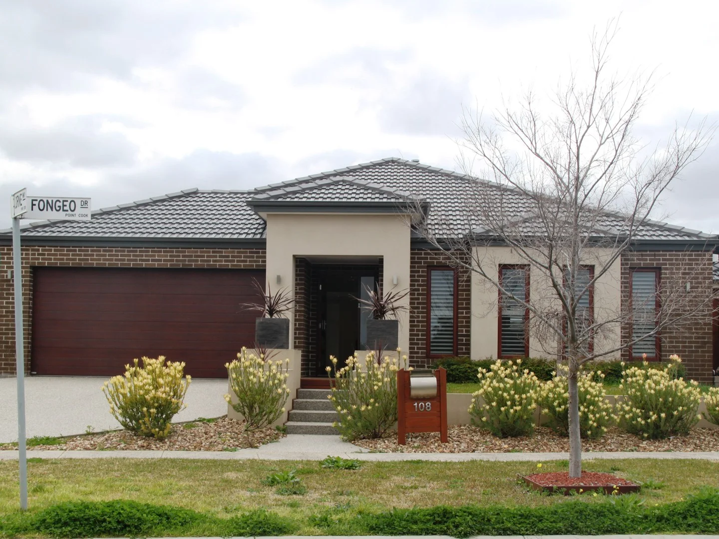108 Fongeo Drive, Point Cook VIC 3030
