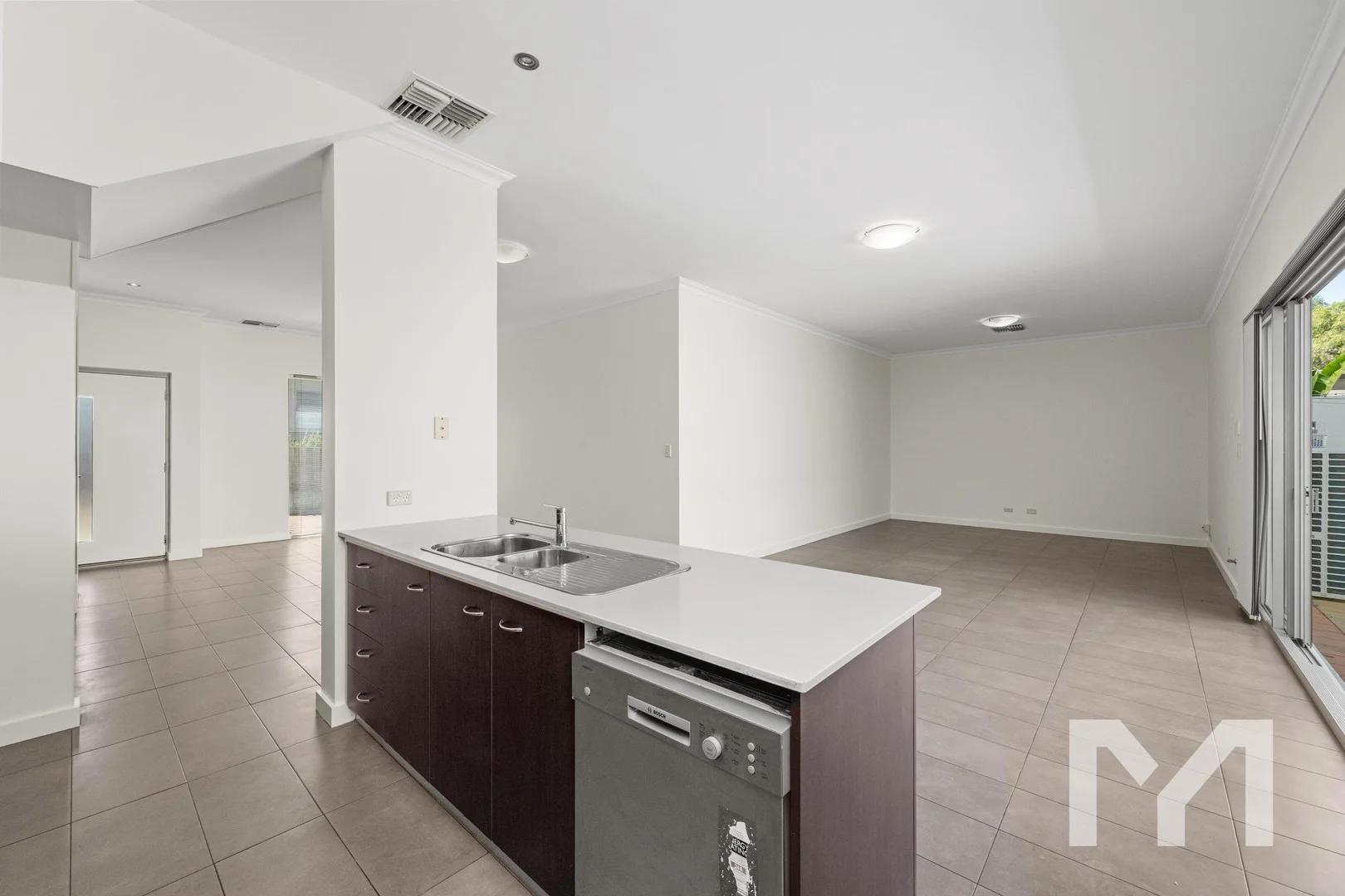 4/31 Harvest Road, North Fremantle WA 6159