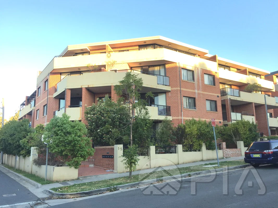 12/2-8 Kitchener Ave, Regents Park NSW 2143