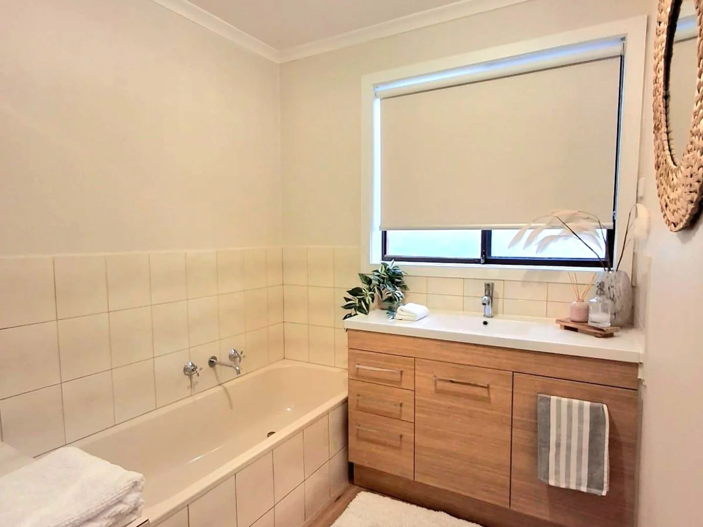 27 Grace St, Laverton VIC 3028 photo 3