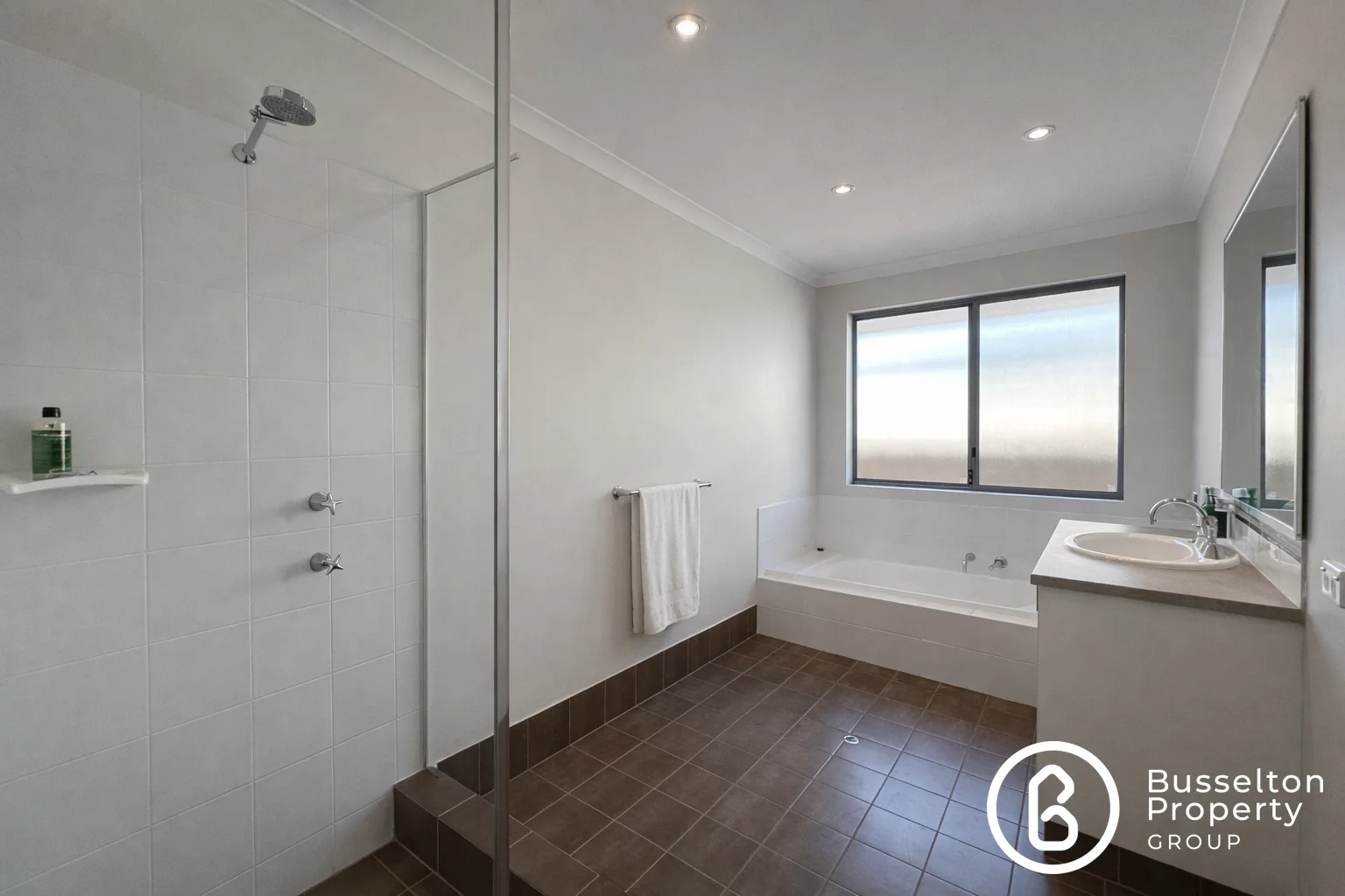 Additional image 14 of 6 Anna Capel View, Geographe WA 6280