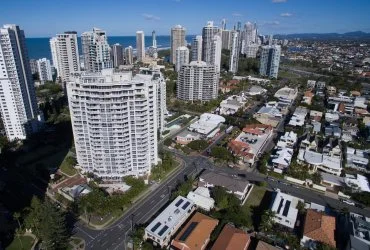 11-17 Hughes Avenue, Main Beach QLD 4217