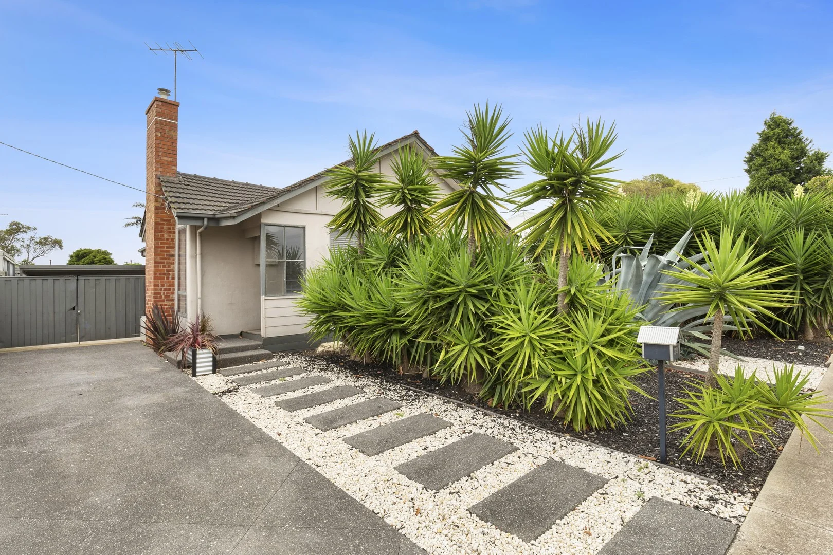 39 Swallow Crescent, Norlane VIC 3214
