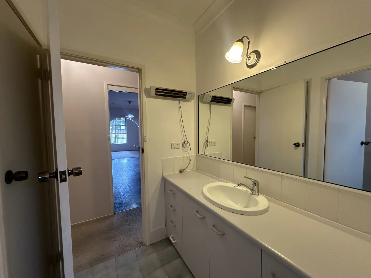 Additional image 6 of 1/24 Rawson Avenue, Tamworth NSW 2340
