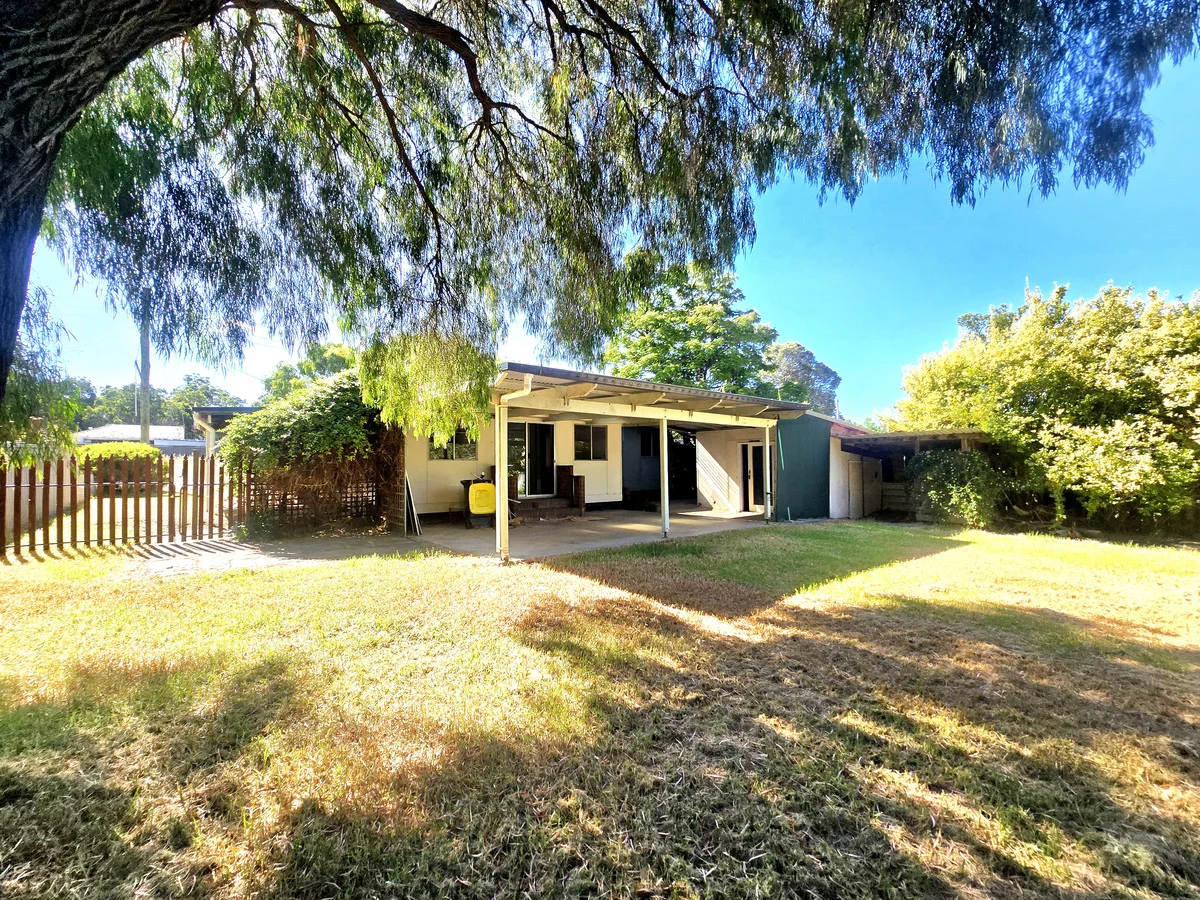 8 Lilley Road, Manjimup WA 6258