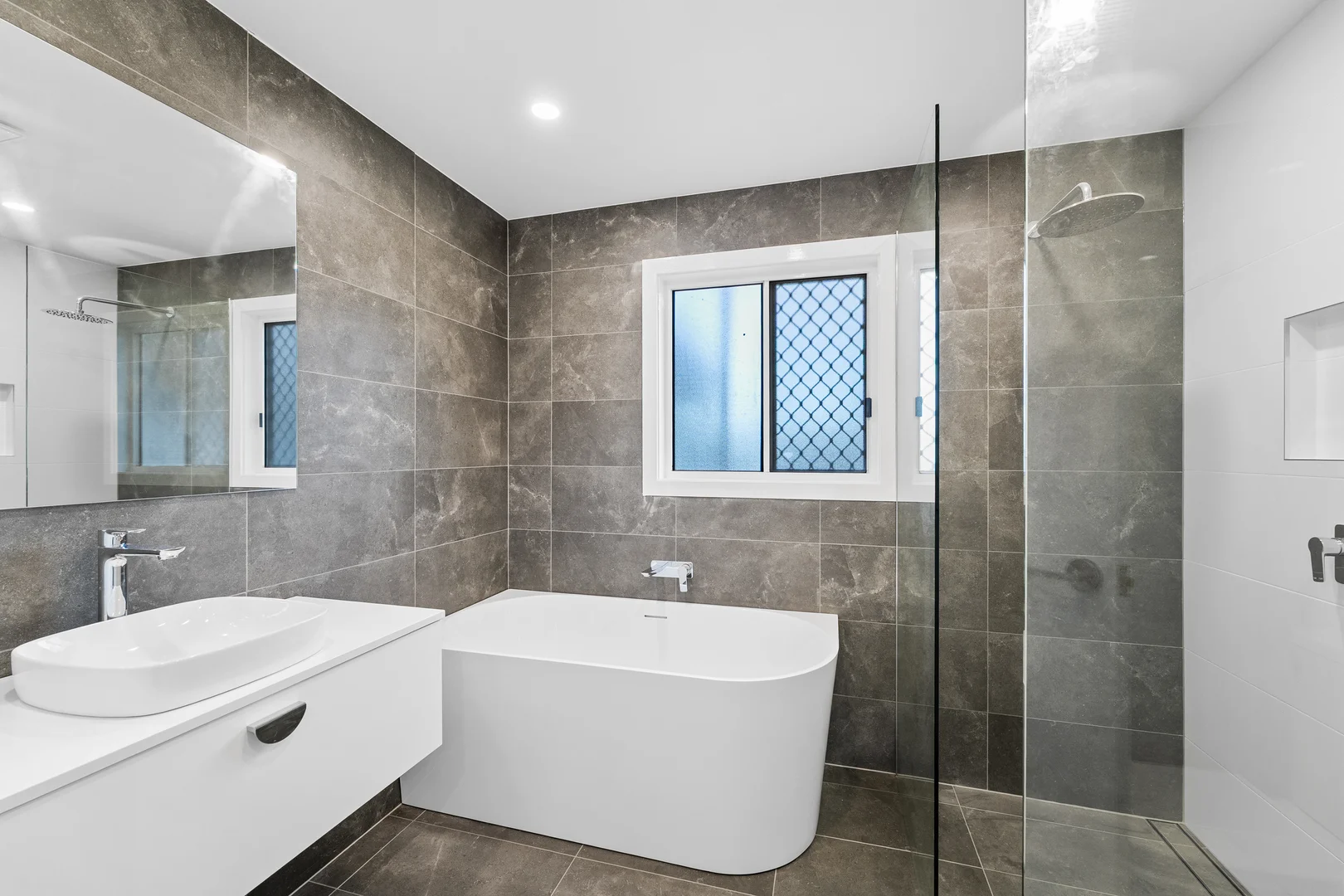 Additional image 4 of 65 Doyle Avenue, Halekulani NSW 2262