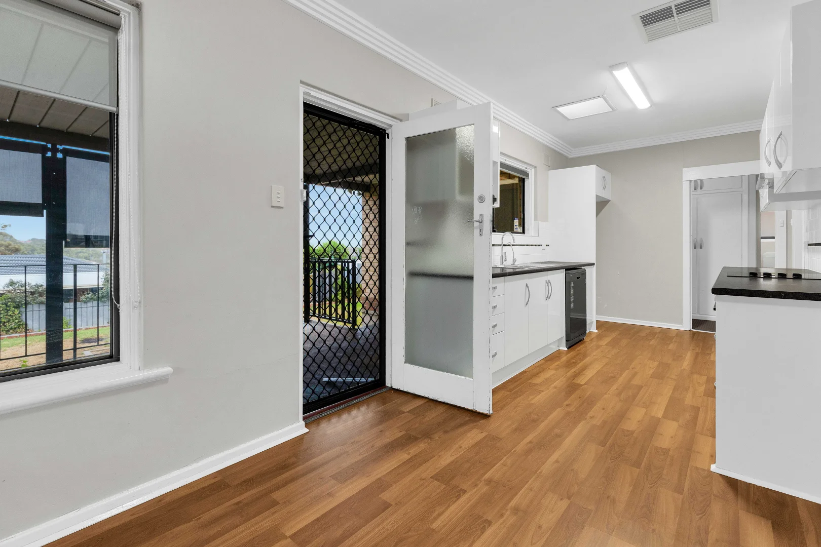 Additional image 16 of 91 Eyre Crescent, Valley View SA 5093