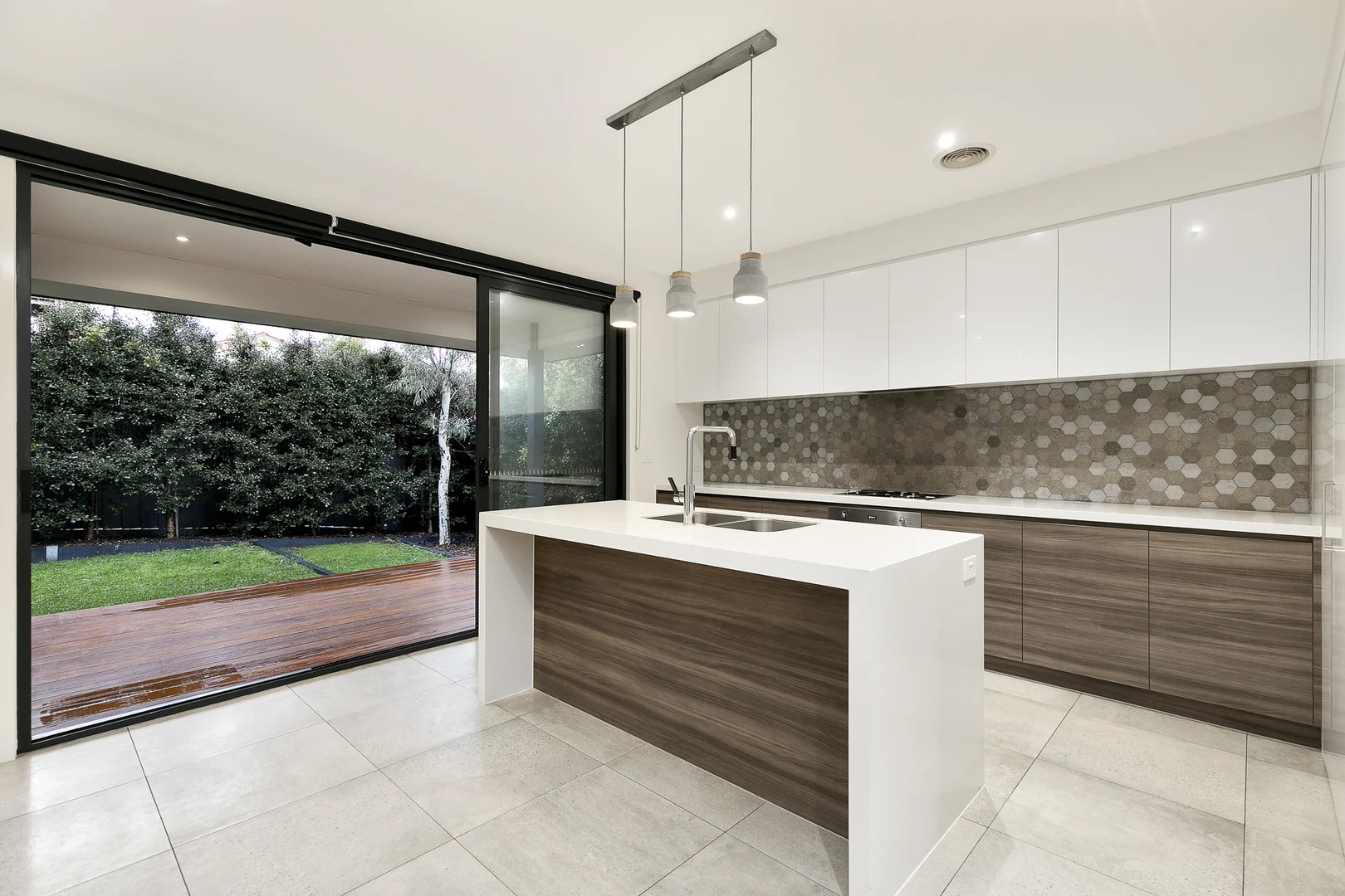 Additional image 2 of 2/19 Alma Street, Lower Plenty VIC 3093