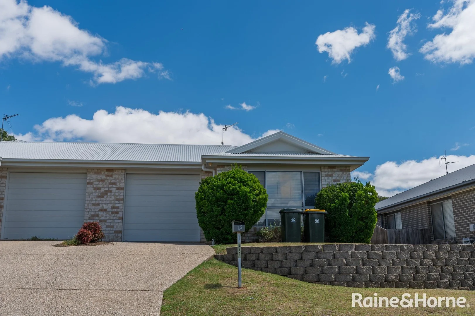 1A/1 Sandstone Ct, Warwick QLD 4370