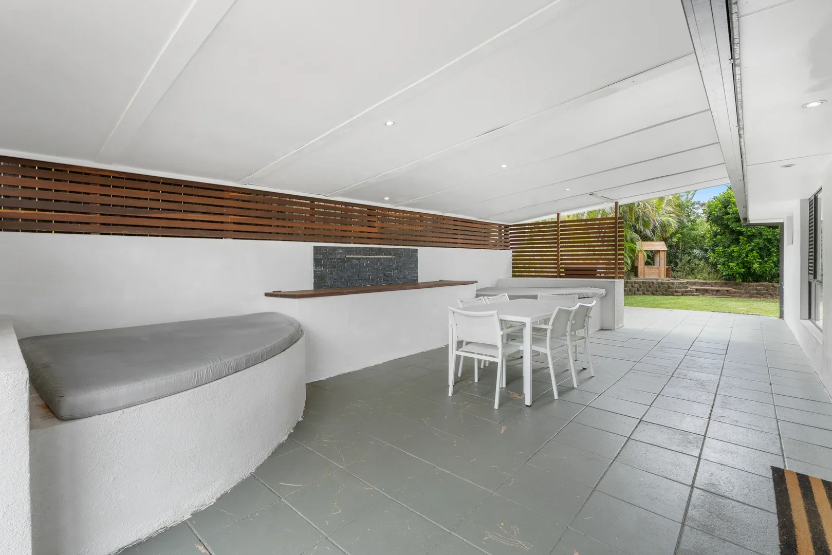Additional image 19 of 7 Crinum Crescent, Southport QLD 4215