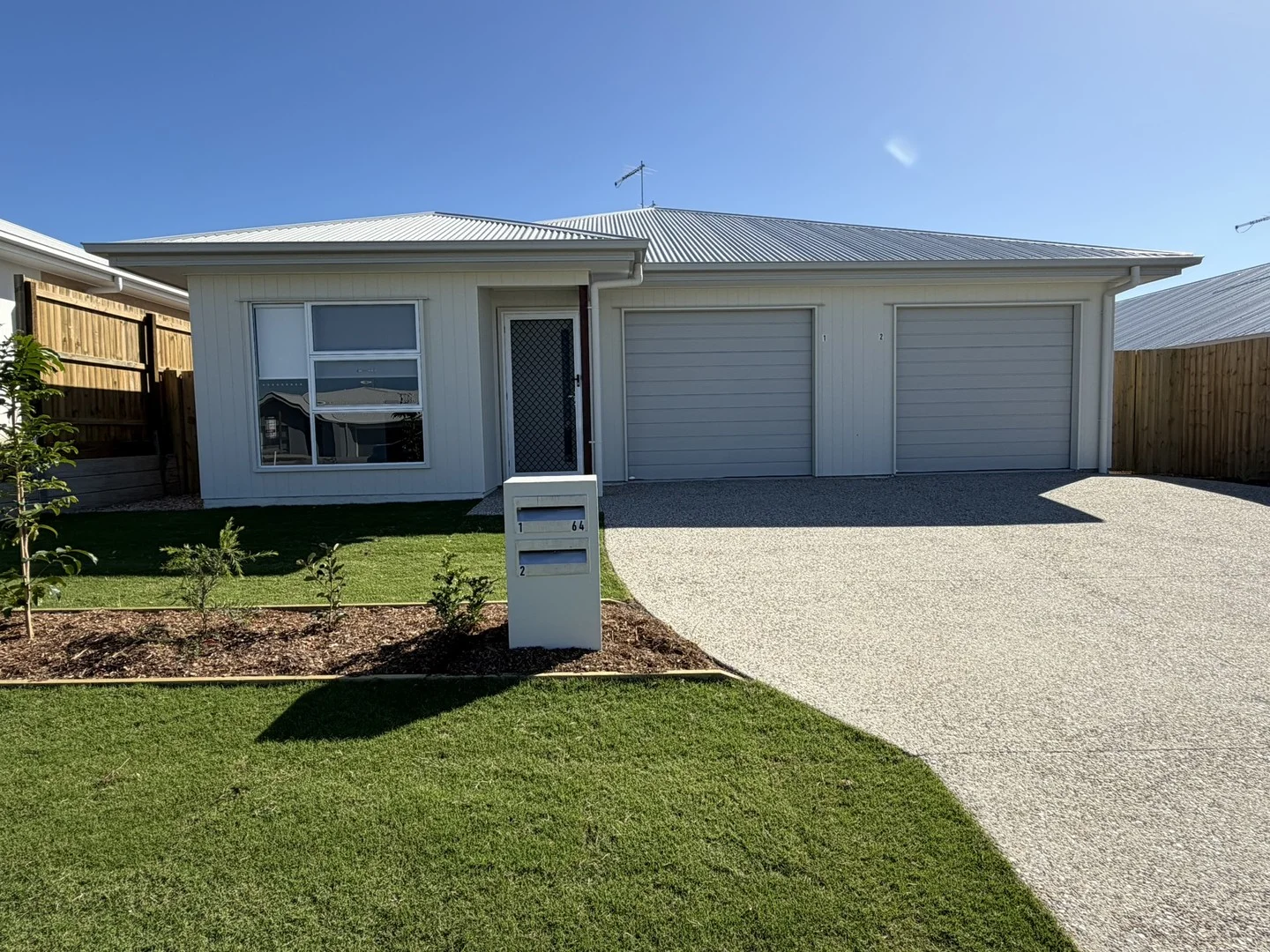 1/64 Kashmir cct, Greenbank QLD 4124