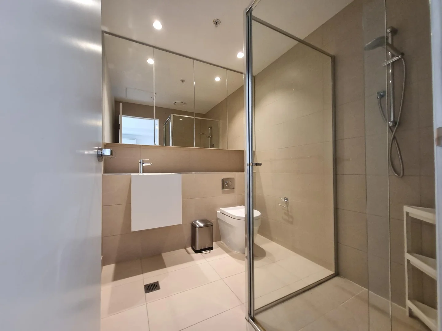 Unit 310/8 Grosvenor St, Abbotsford VIC 3067 photo 5