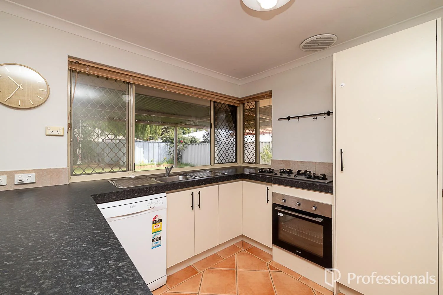 Additional image 10 of 19 Bodella Gardens, Atwell WA 6164