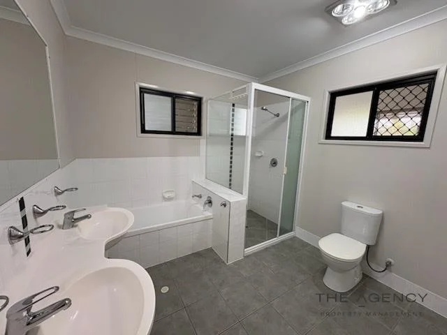 Additional image 15 of 184 Scenic Highway, Lammermoor QLD 4703