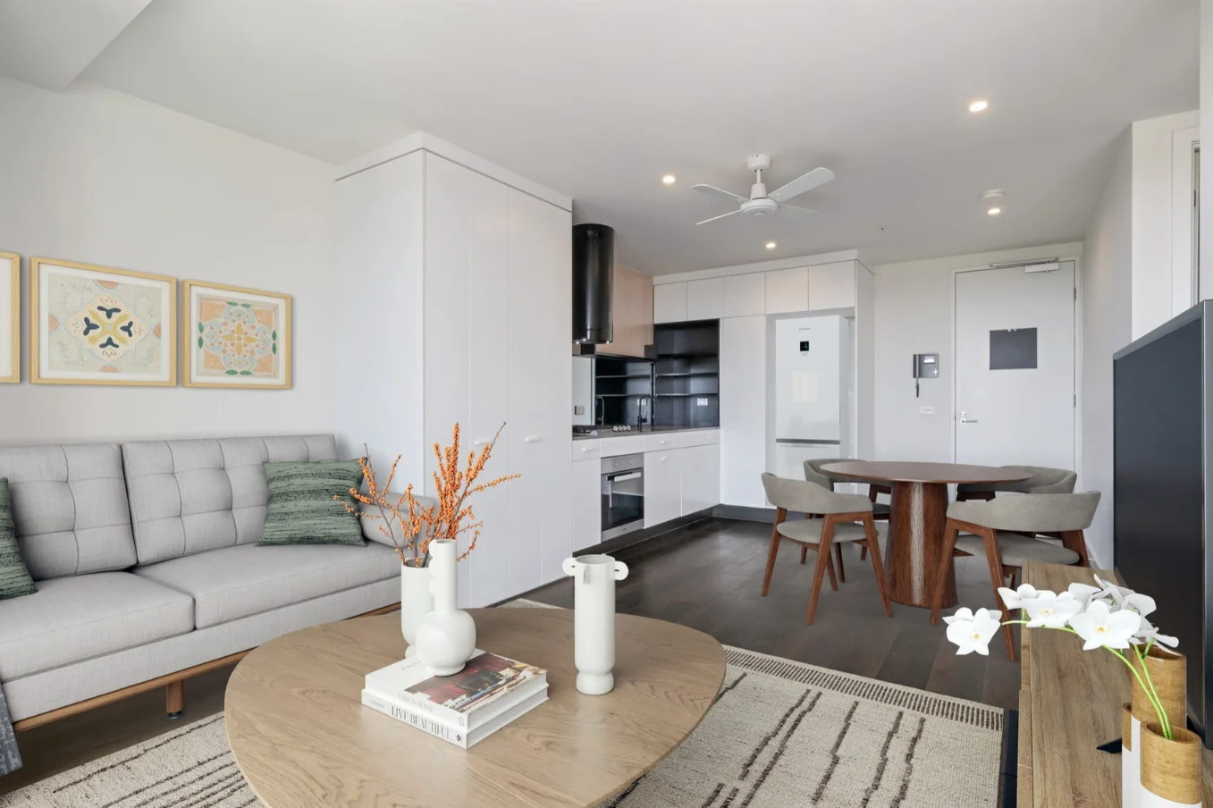 Additional image 3 of 710/2-6 St Kilda Road, St Kilda VIC 3182