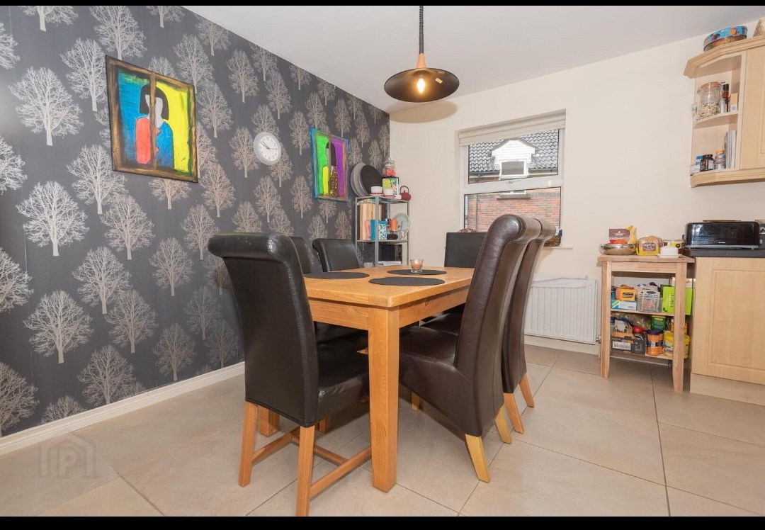 Additional image 6 of 2 Bed Flat, Minnowburn Mews, BT8, N1 7GU