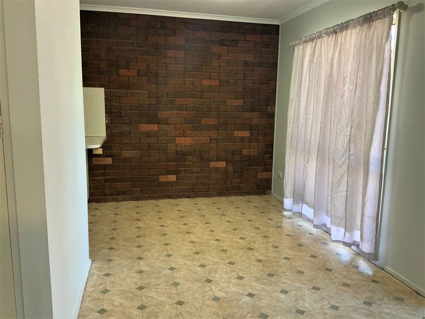 Additional image 2 of 4/525 Hovell Street, South Albury NSW 2640
