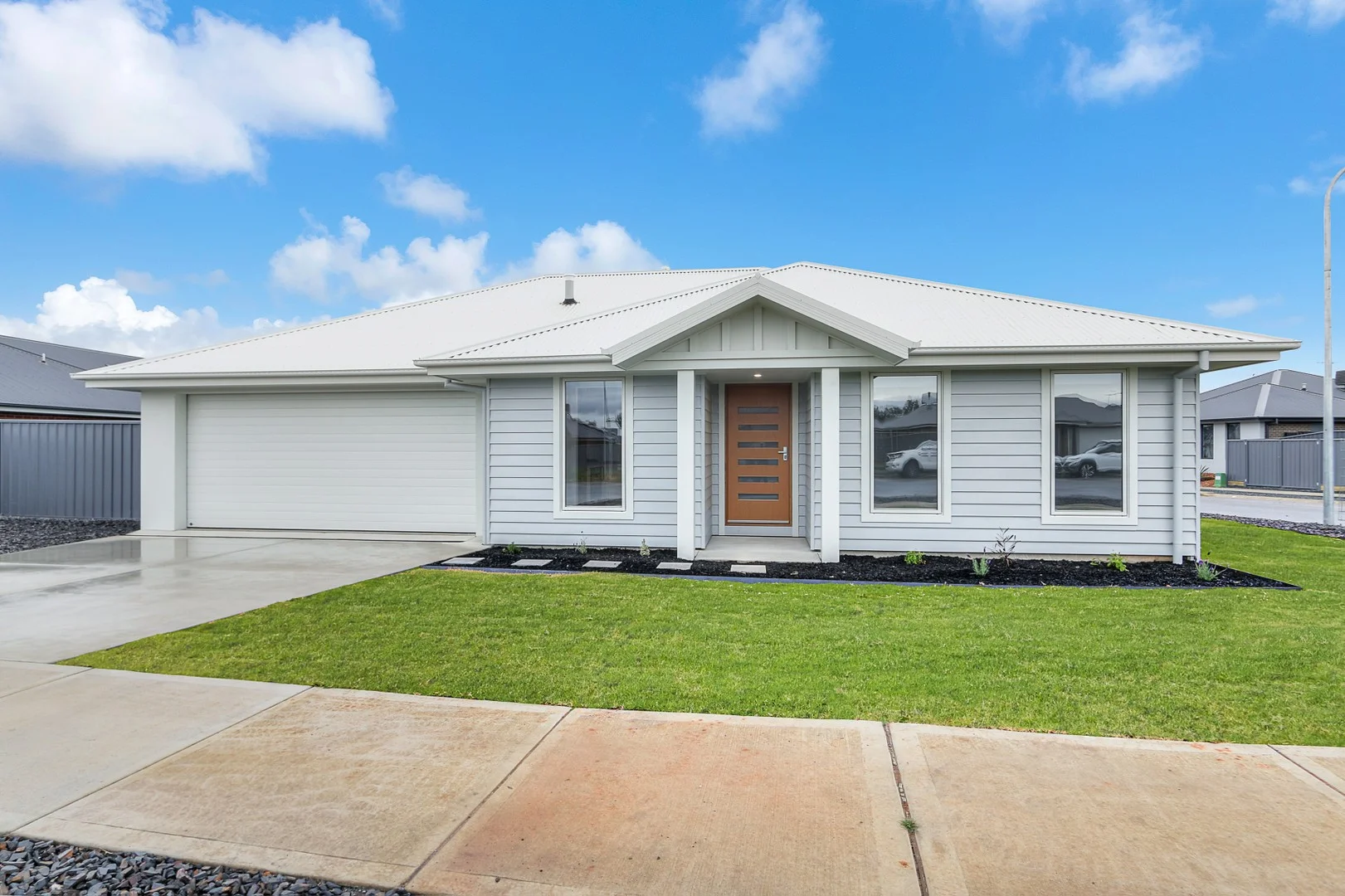 307 Brooklyn Drive, Thurgoona NSW 2640
