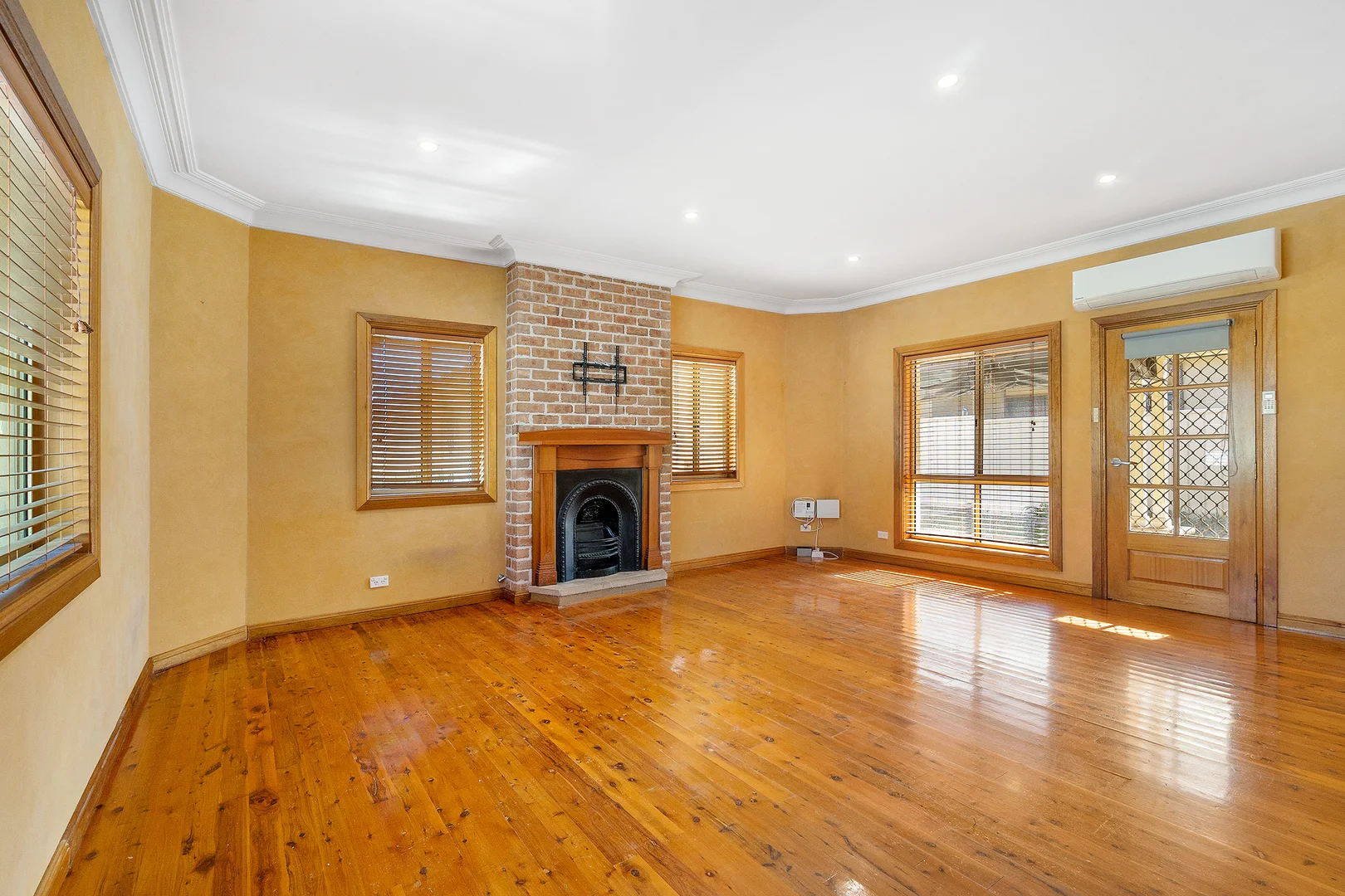 Additional image 2 of 7 Elliott Street, Kingswood NSW 2747