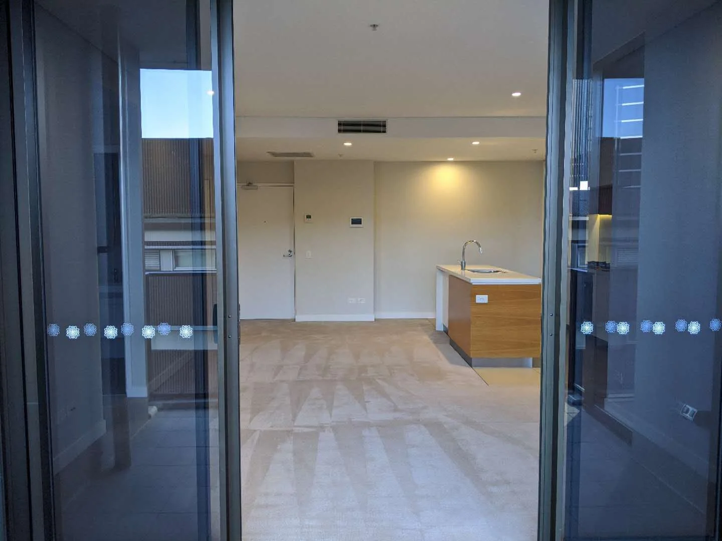 202/37D Harbour Road, Hamilton QLD 4007 photo 4