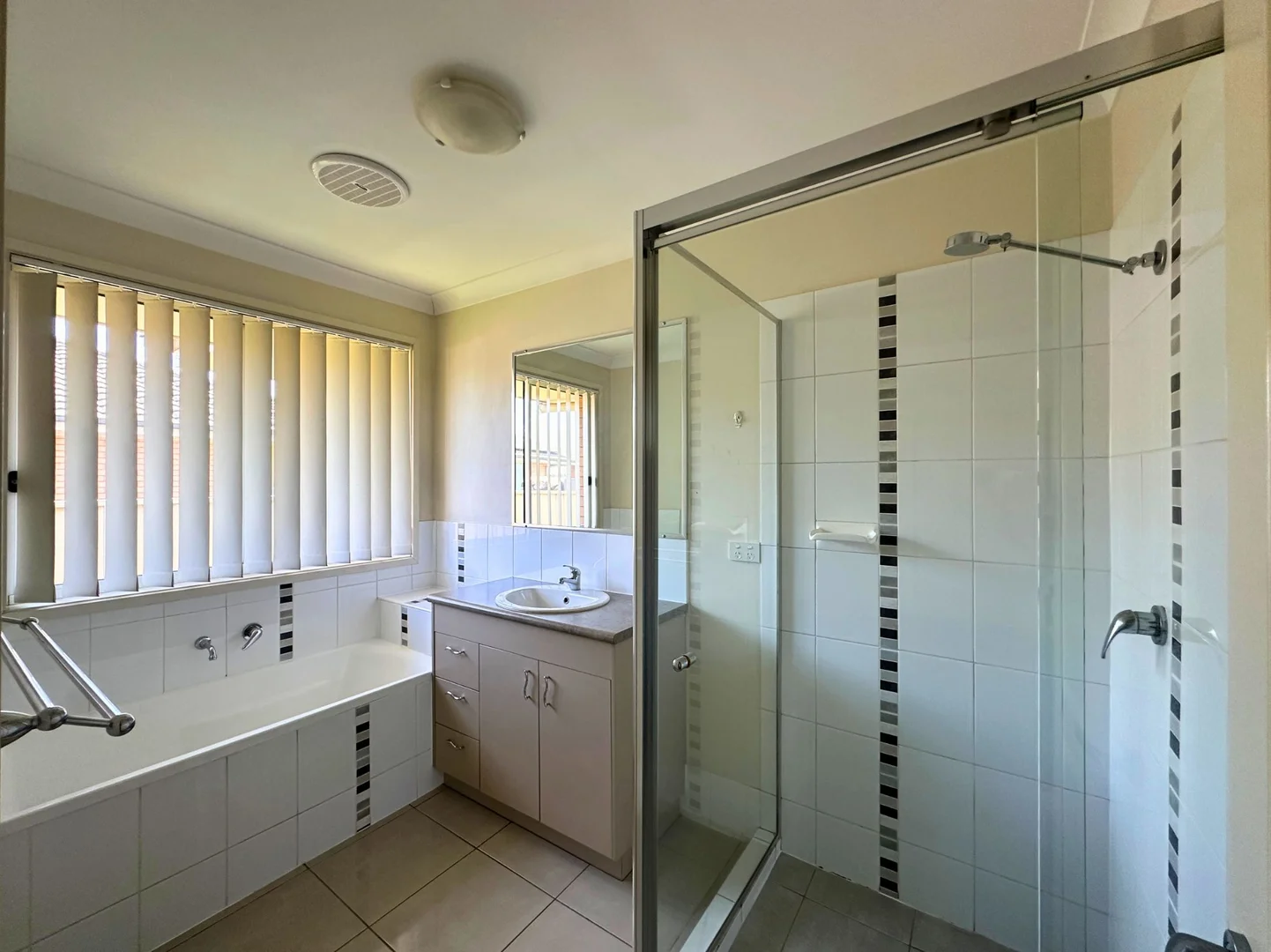 Additional image 9 of 58 Honeyman Drive, Orange NSW 2800