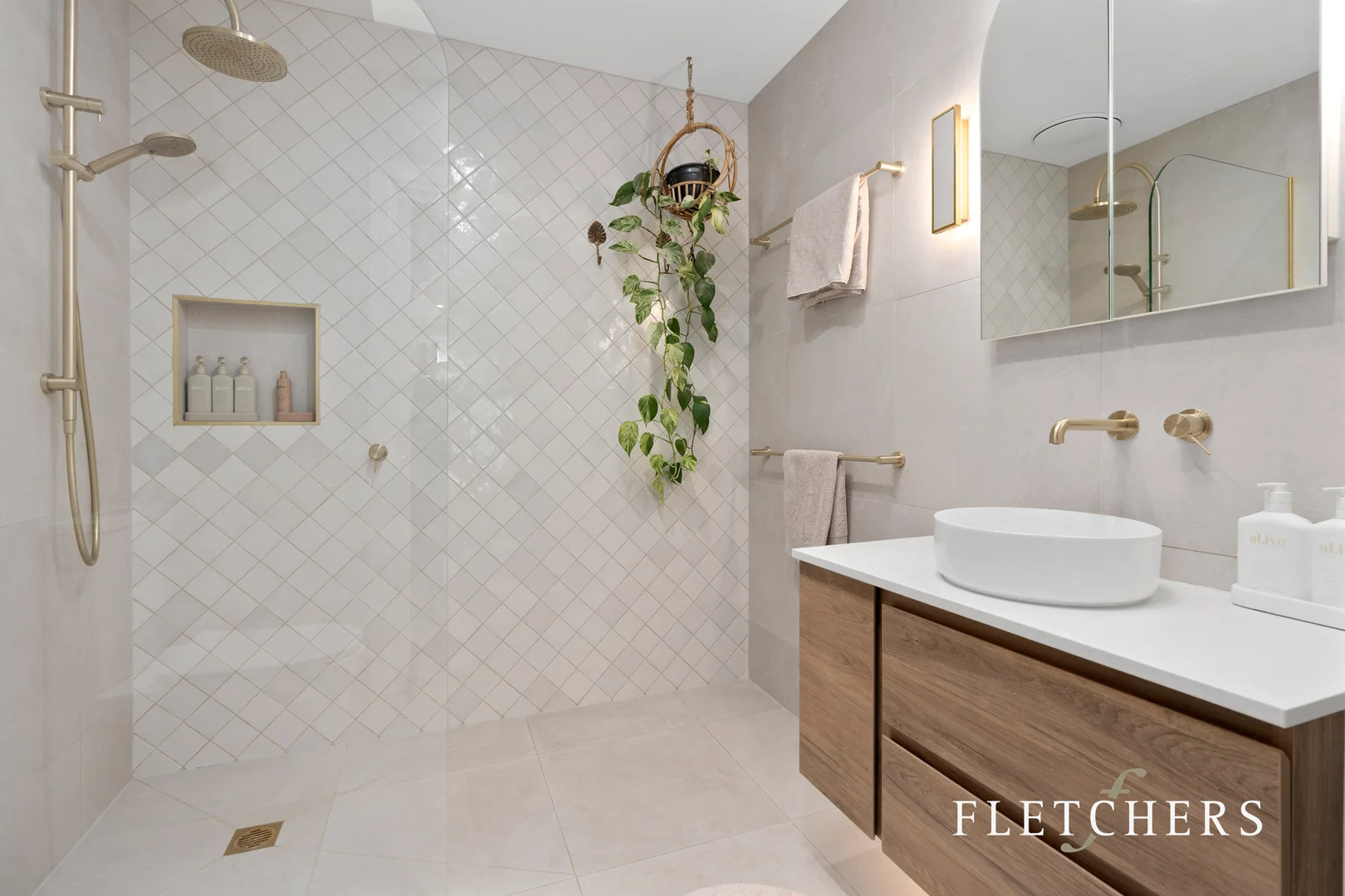 Additional image 6 of 2/2 Bessie Street, Bentleigh East VIC 3165