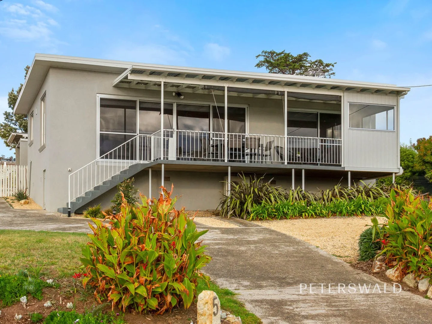 5 Spitfarm Rd, Opossum Bay TAS 7023