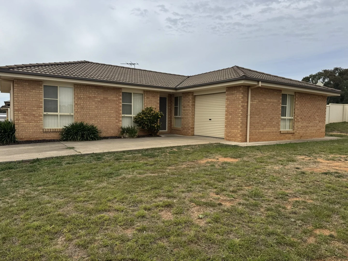 1/72 Briggs Street, Young NSW 2594