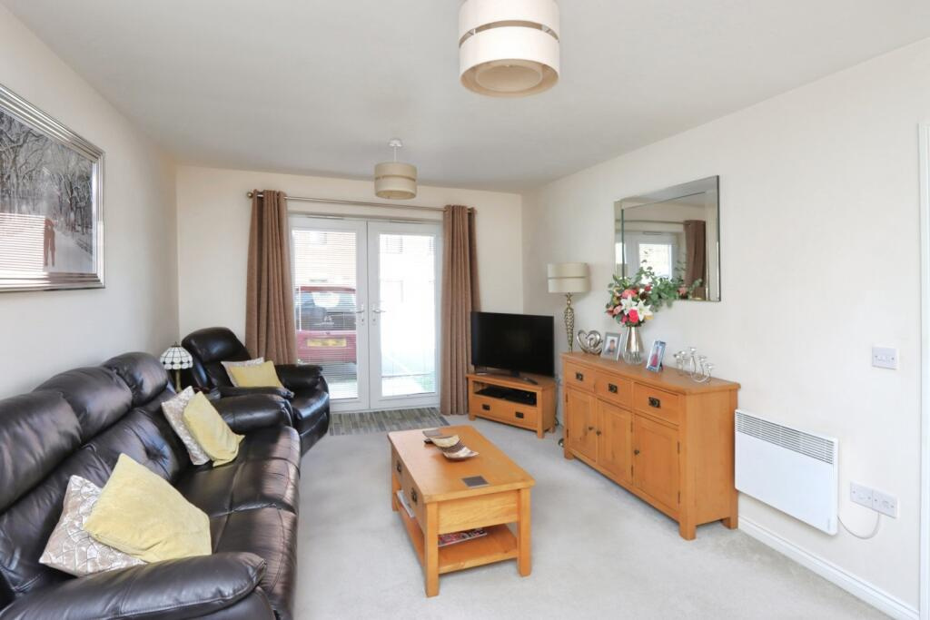 2 Bed Flat, Cuthbert Cooper Place, S9, N1 7GU photo 2