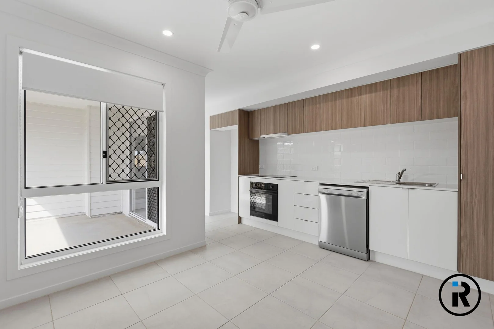 Additional image 3 of 2/213 Affinity Boulevard, Morayfield QLD 4506