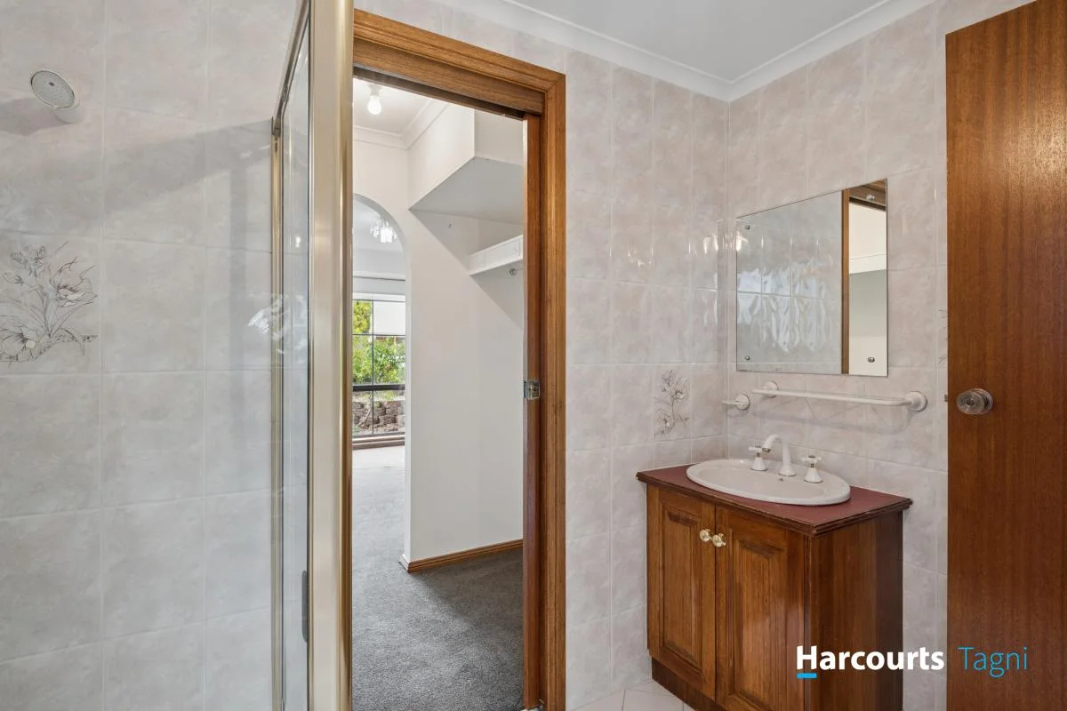 Additional image 13 of 22 Nalimba Street, Hallett Cove SA 5158