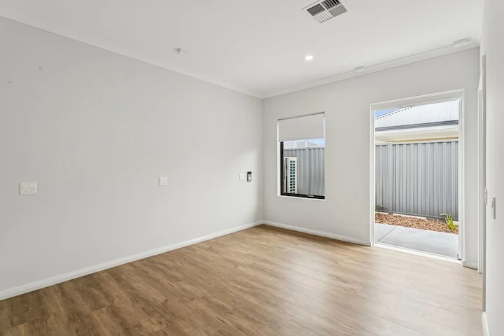 Additional image 7 of 55 Birchley Rd, Coodanup WA 6210