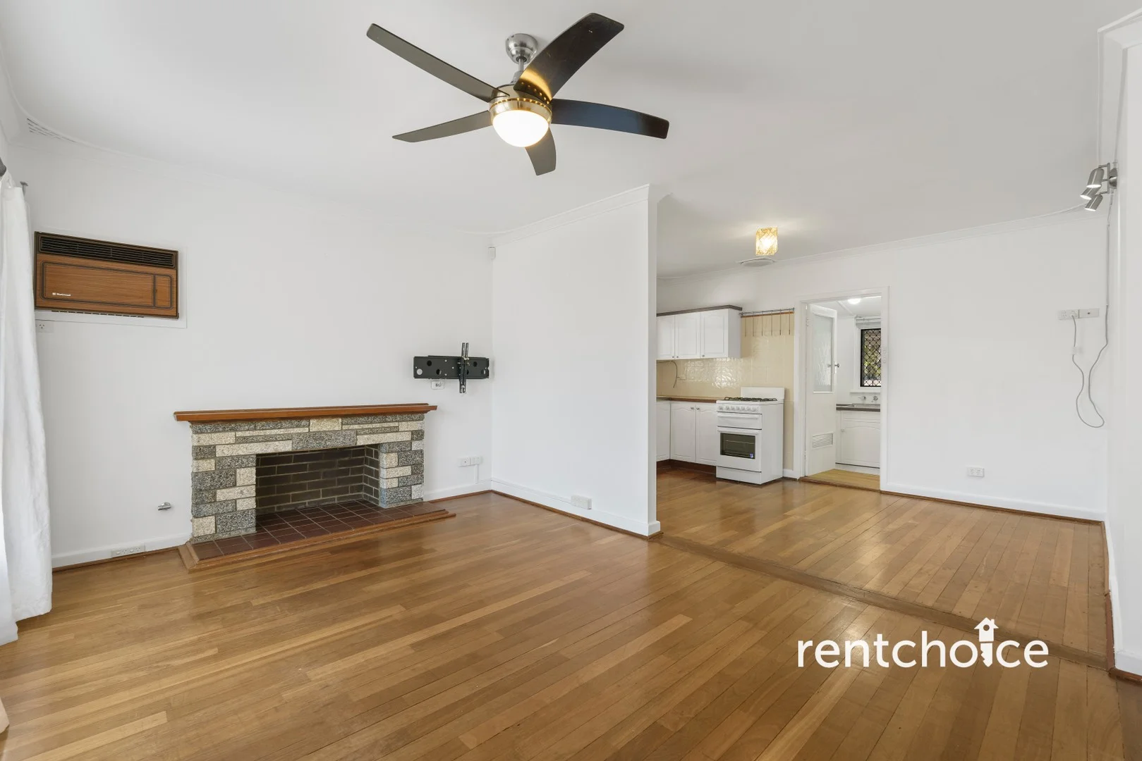 136 Coolgardie Avenue, Redcliffe WA 6104