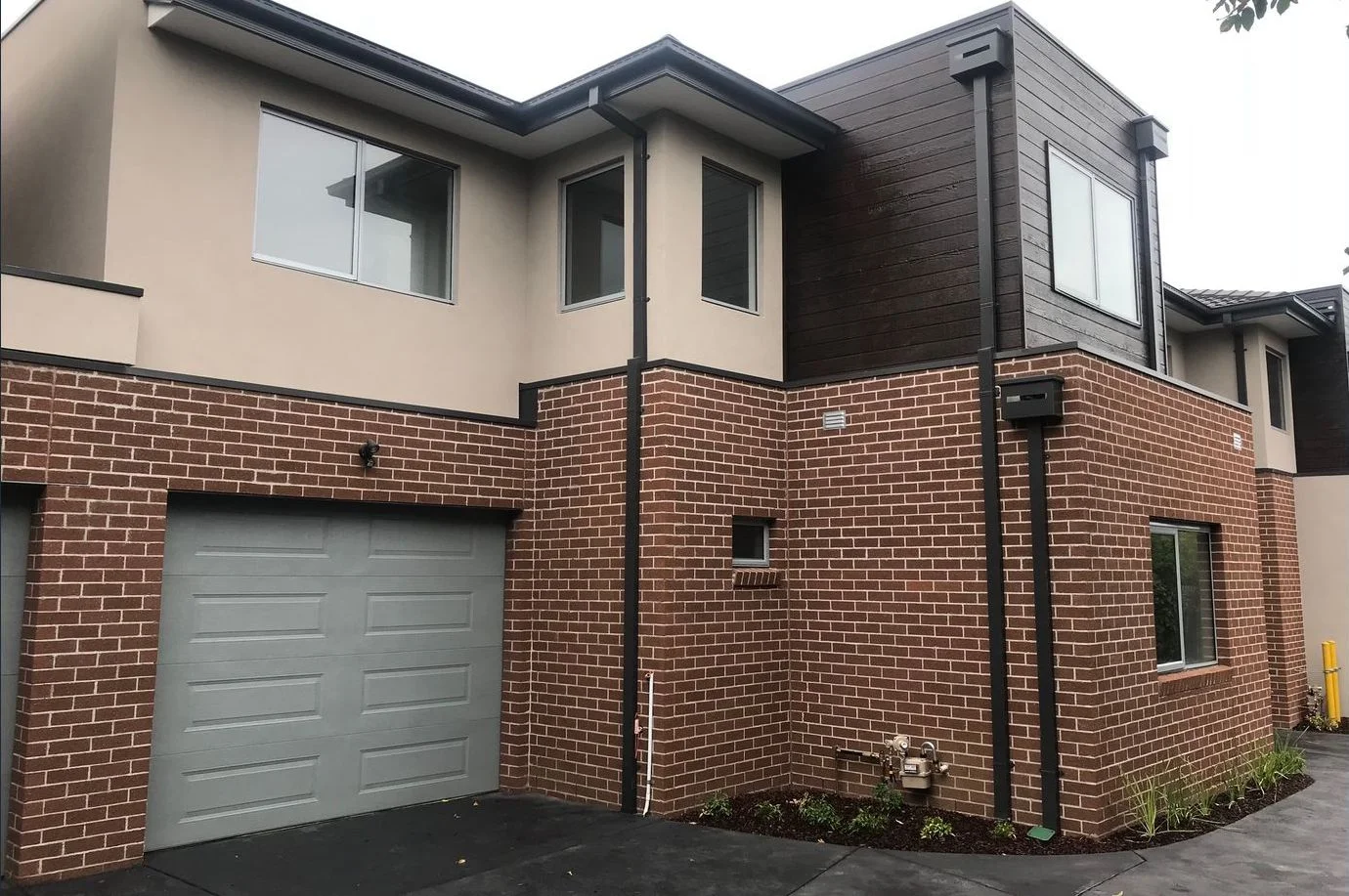 2/29 Burrows Avenue, Dandenong VIC 3175