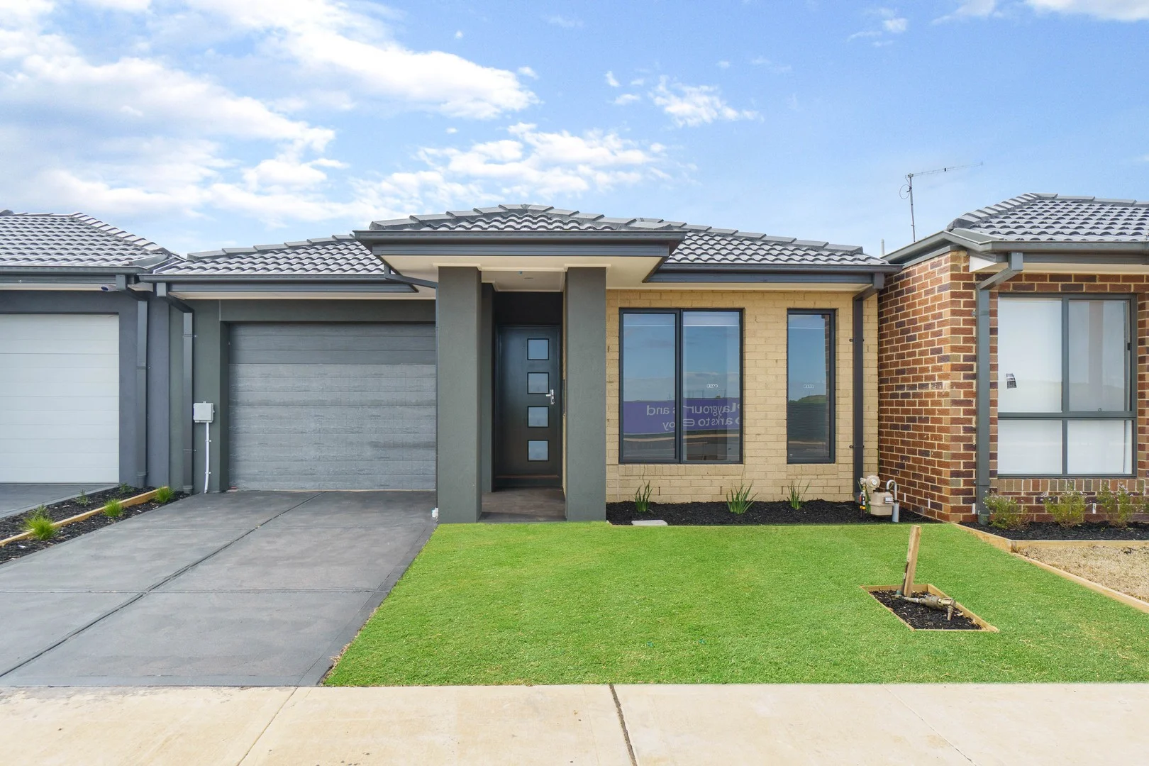 12 Caulonia Dr, Truganina VIC 3029