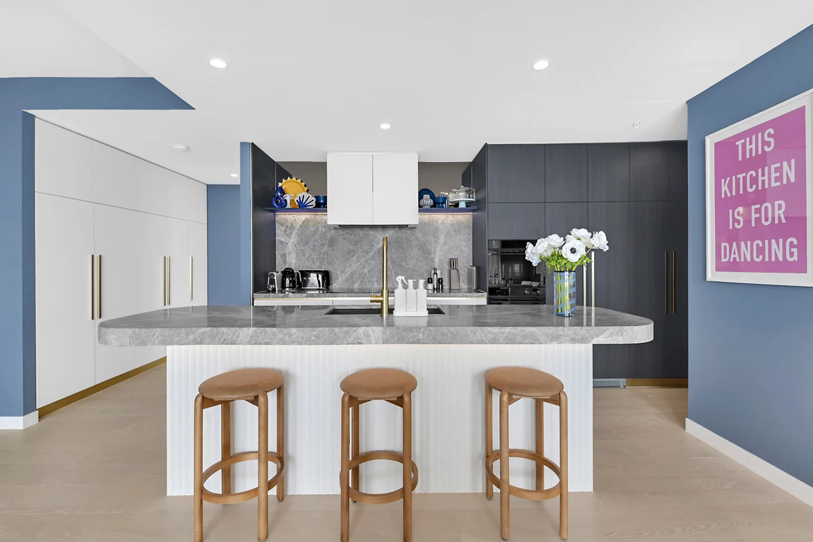Additional image 4 of 1702/122 Surf Parade, Broadbeach QLD 4218