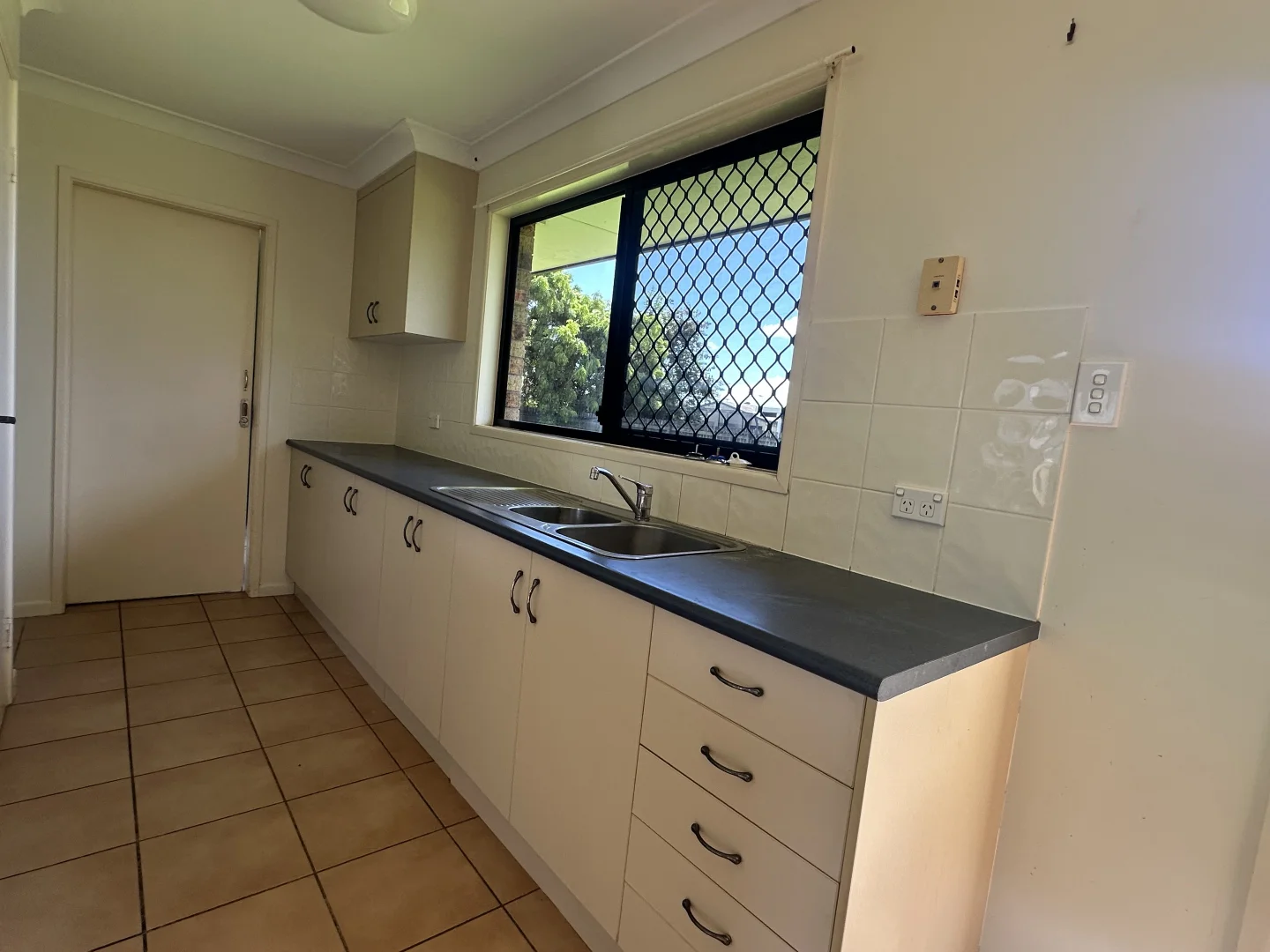 Additional image 3 of 5 Galea Dr, Ooralea QLD 4740