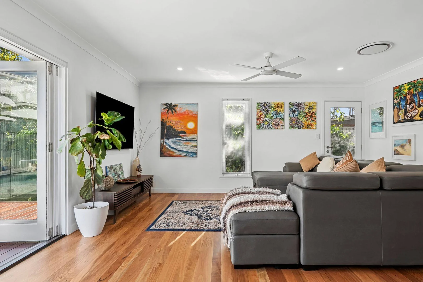 Additional image 5 of 7 Ilkinia Avenue, Broadbeach Waters QLD 4218