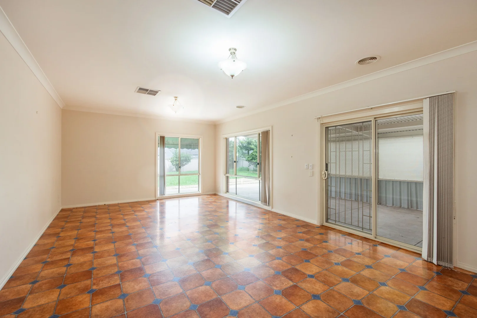 Additional image 5 of 9 Percival Court, Glenroy NSW 2640