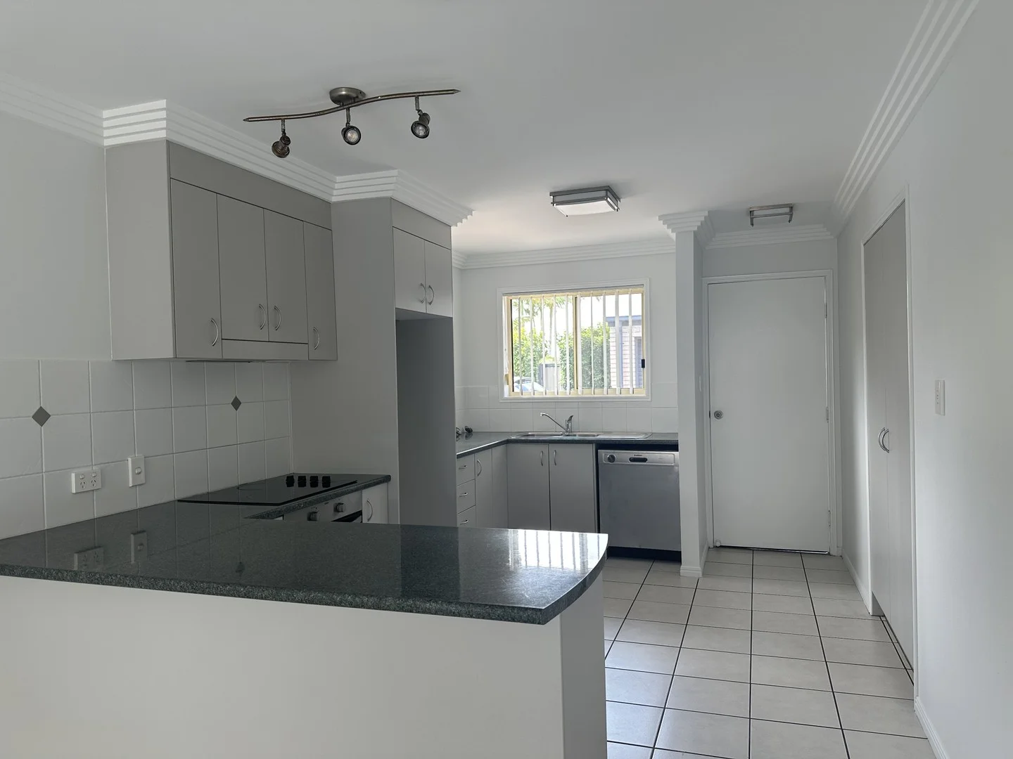 11/66 Winchelsea St, Pialba QLD 4655