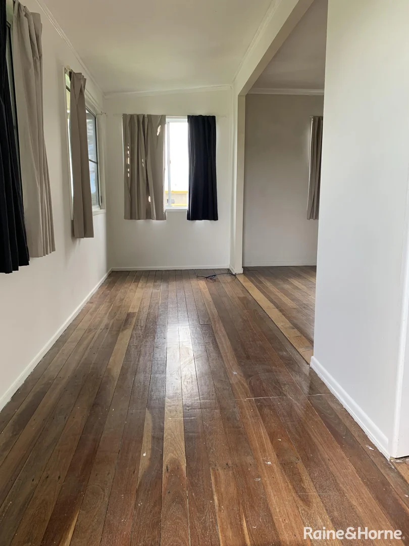 Additional image 2 of 11 Schafer Street, Clinton QLD 4680
