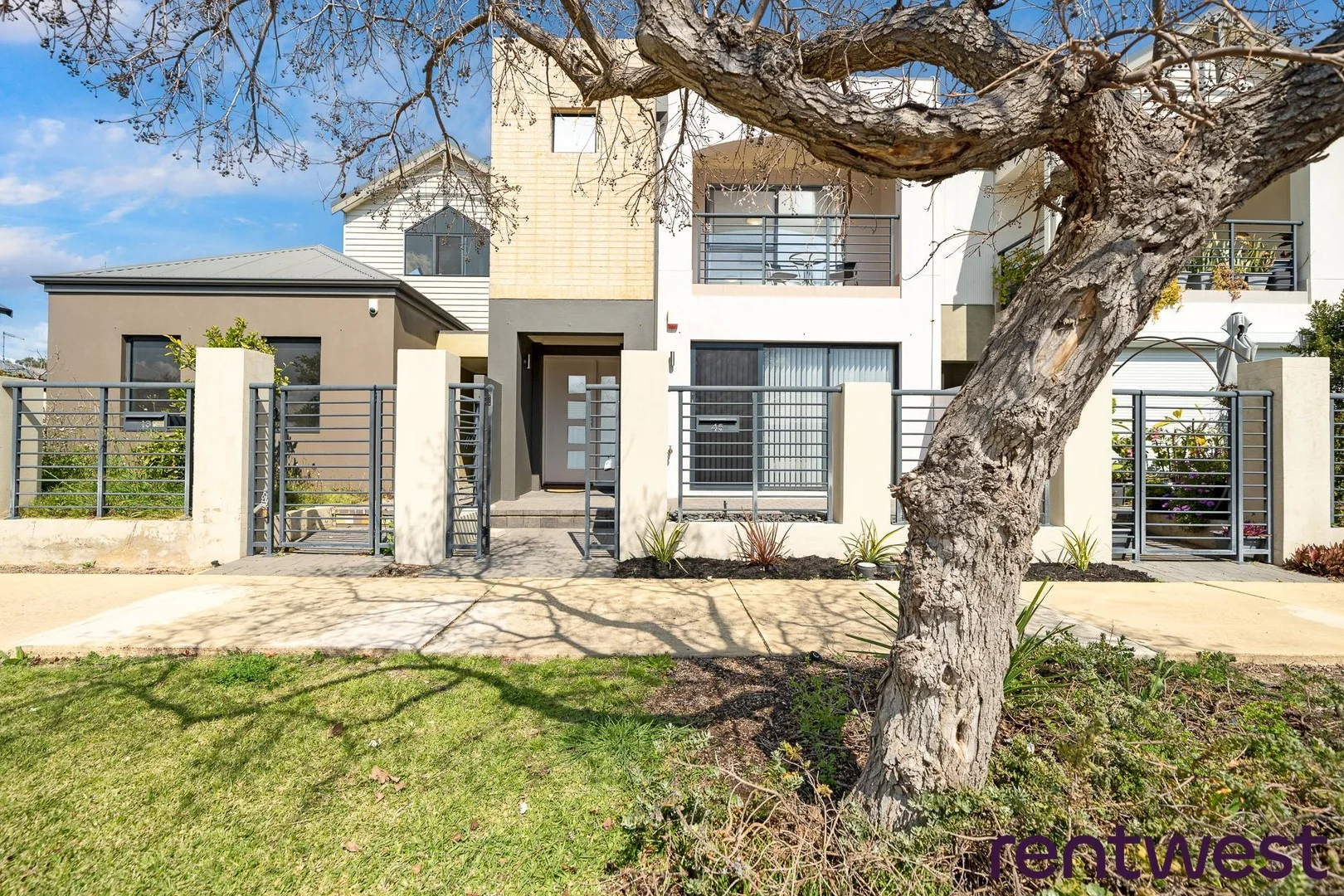 45 Gaudi Way, Clarkson WA 6030