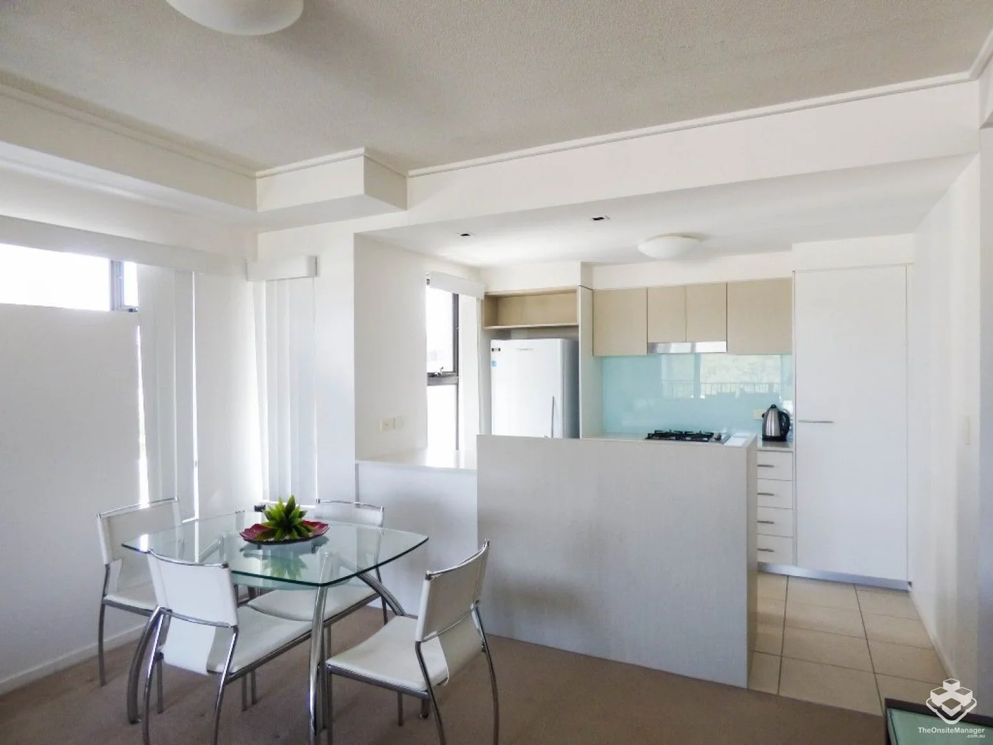 Additional image 2 of ID:21171963/16 Surbiton Court, Carindale QLD 4152