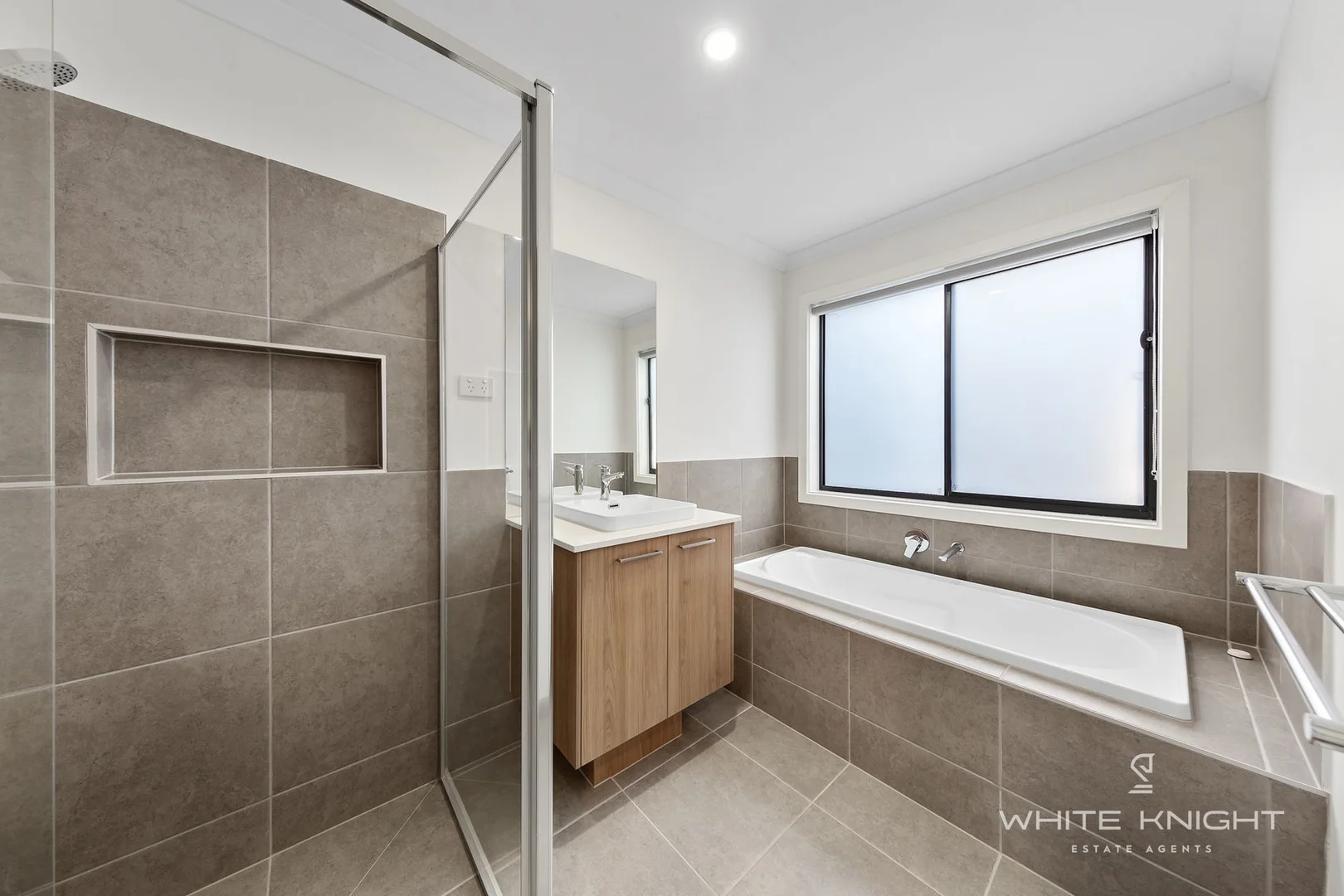 Additional image 12 of 18 Waterfern Street, Fraser Rise VIC 3336