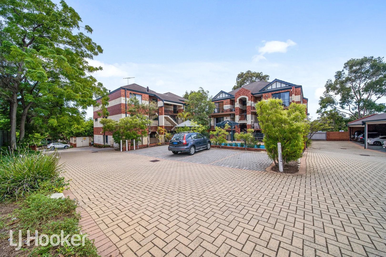 Unit 2/8 King George St, Victoria Park WA 6100