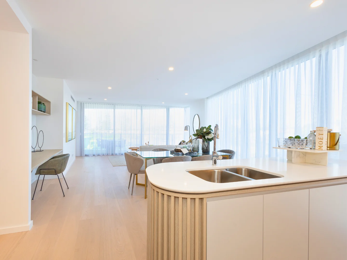 Additional image 4 of 402/180 Marine Parade, Labrador QLD 4215