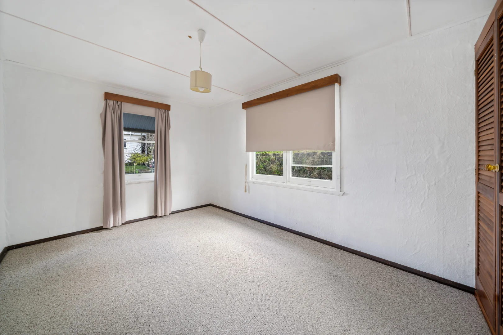 Additional image 4 of 136 Forest Rd, West Hobart TAS 7000