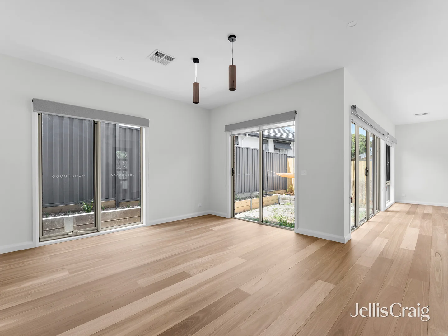 Additional image 3 of 2/1 Cora Court, Mount Waverley VIC 3149