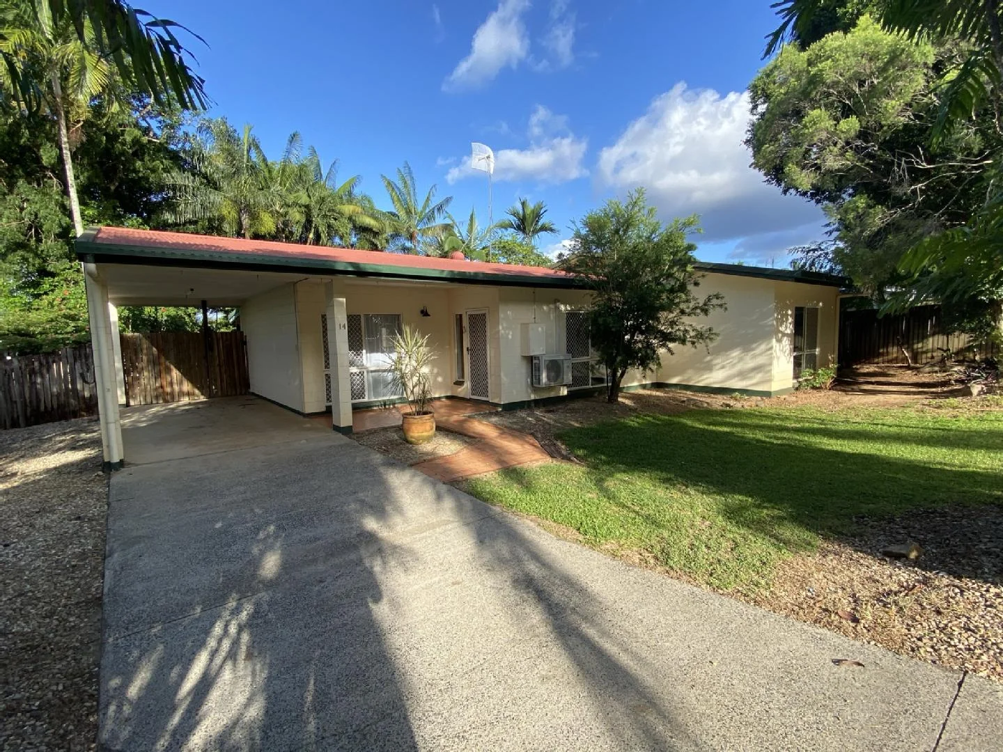 14 Kamala Street, Redlynch QLD 4870