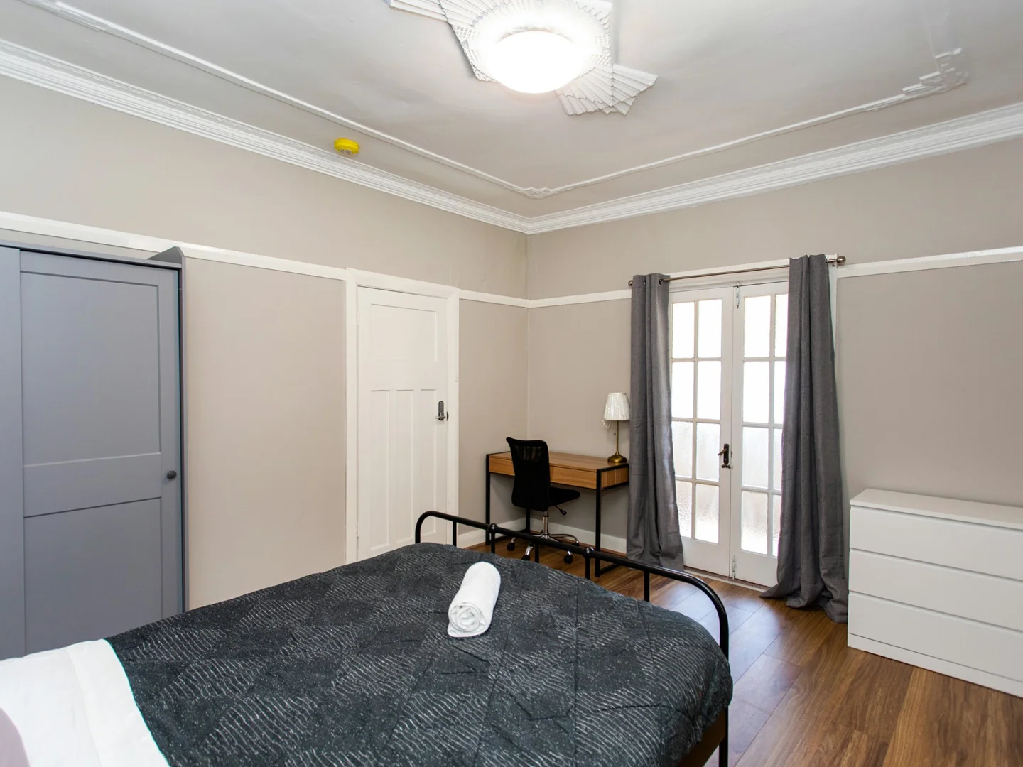 Room 1/12 Spring Street, Young NSW 2594 photo 2